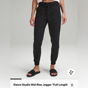 LULULEMON DANCE STUDIO JOGGER - SIZE 8